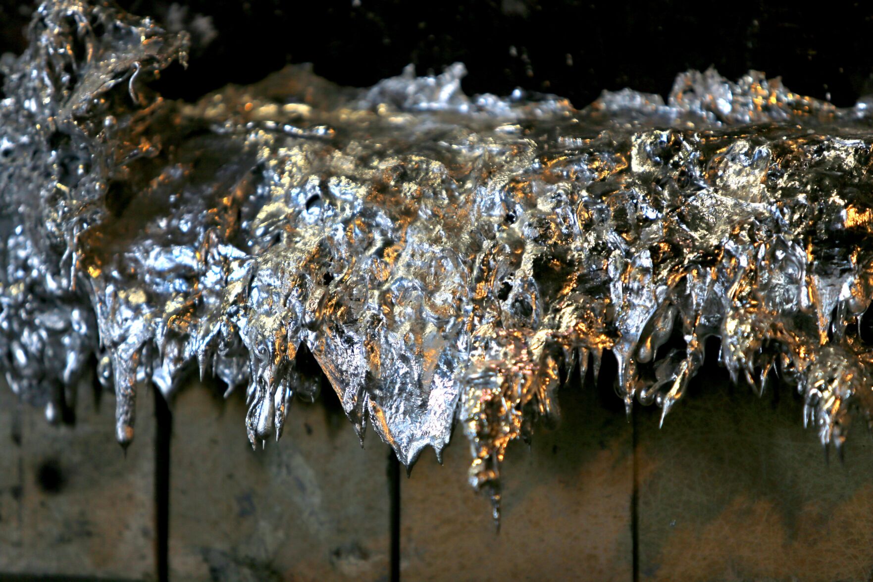 Aluminum smelting at Noranda in New Madrid, Mo